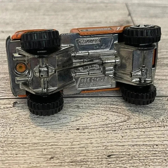 VTG Hot Wheels 1956 Superlift Suspension Systems Performance Truck - Orange - Picture 6 of 7